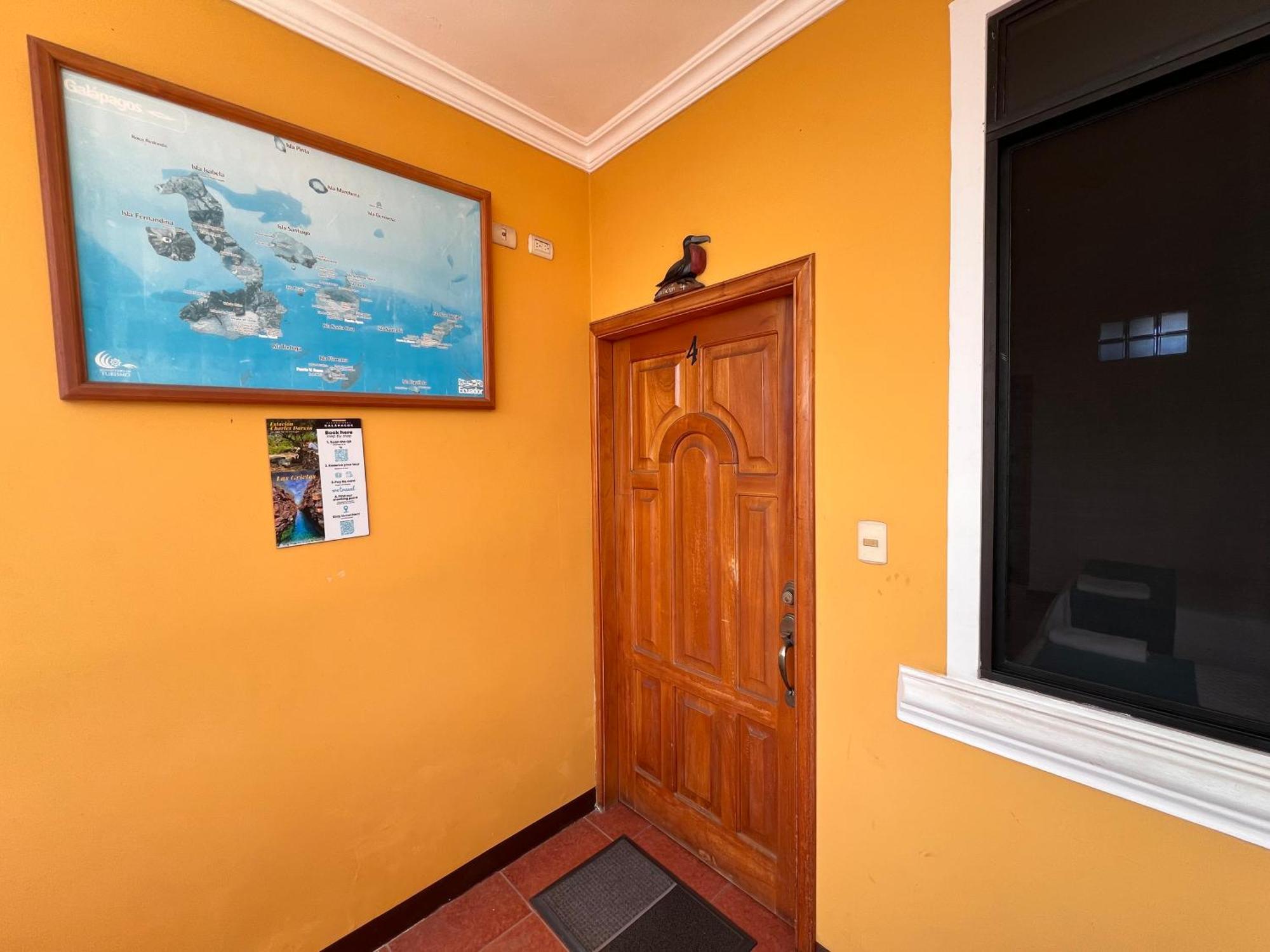 Hostal Casa Cascada Пуерто Айора Екстериор снимка