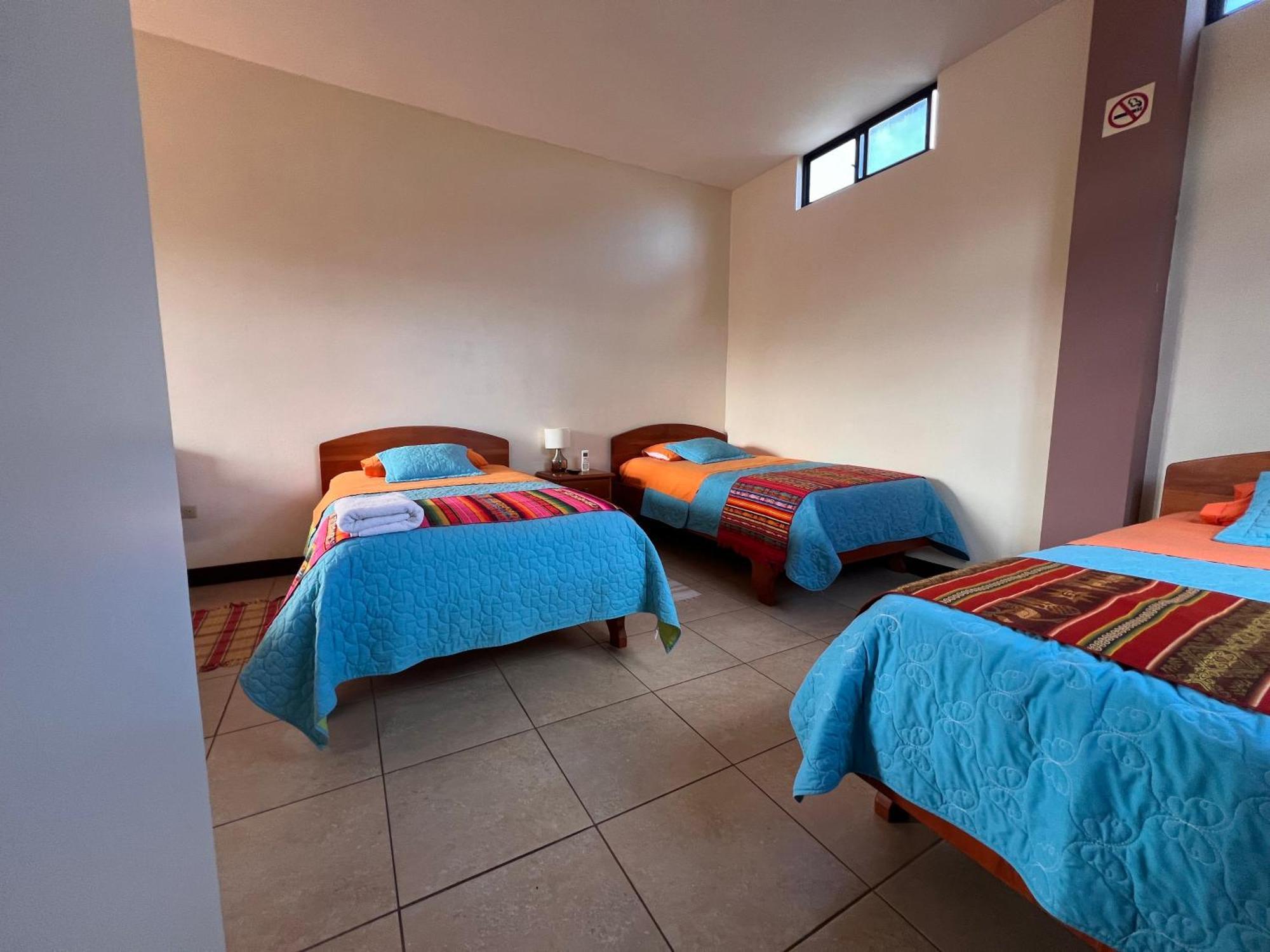Hostal Casa Cascada Пуерто Айора Екстериор снимка