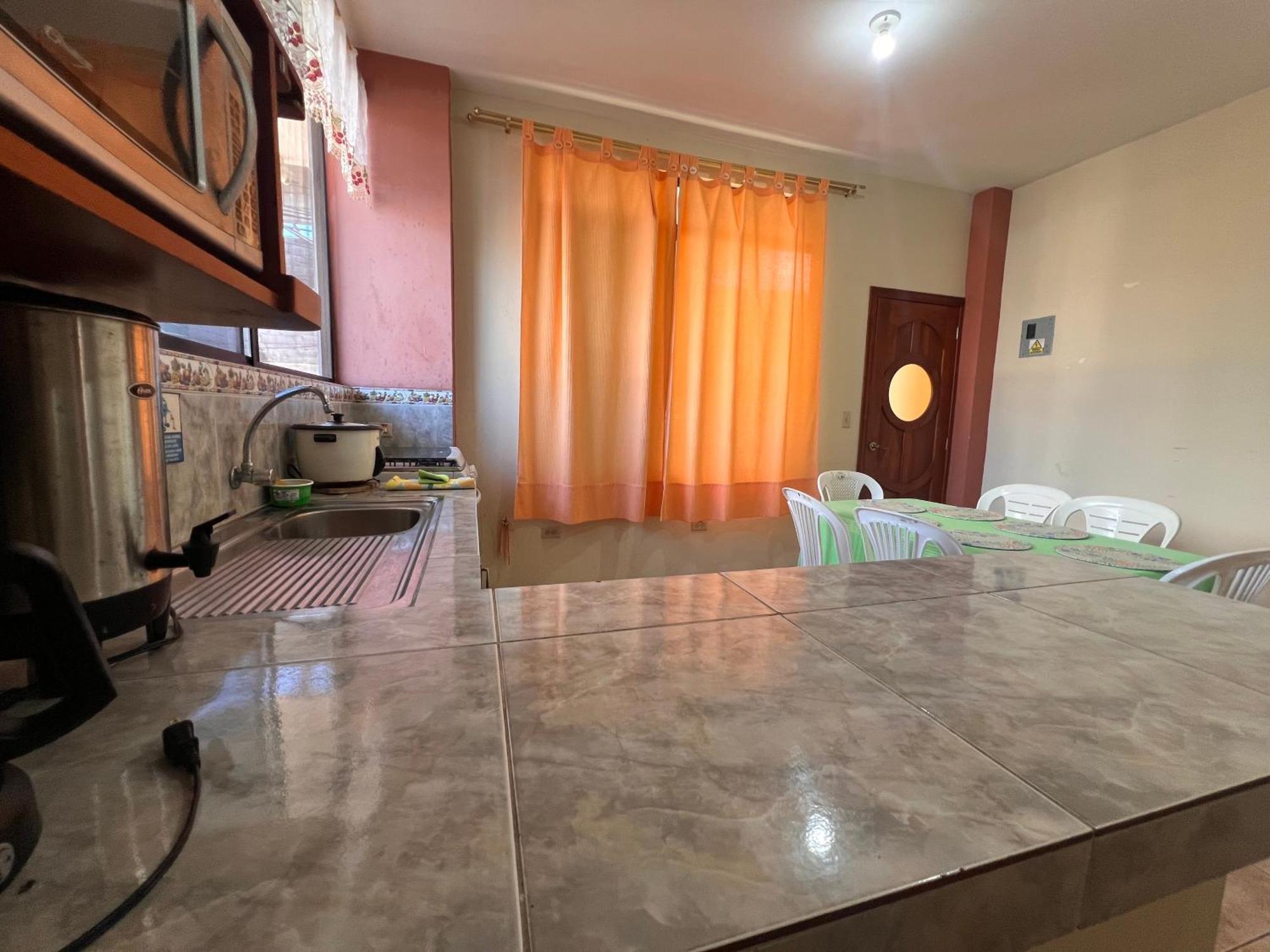 Hostal Casa Cascada Пуерто Айора Екстериор снимка
